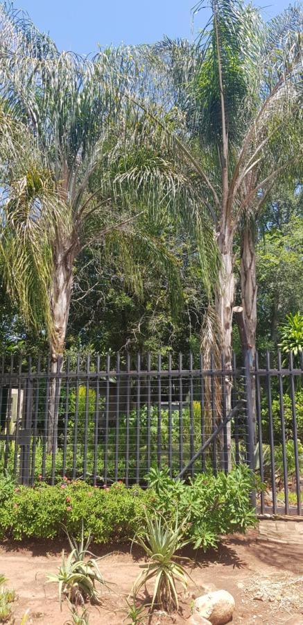 A Farm Stay - Casablanca'S Private Cottage,No Loadshedding! 雾观 外观 照片